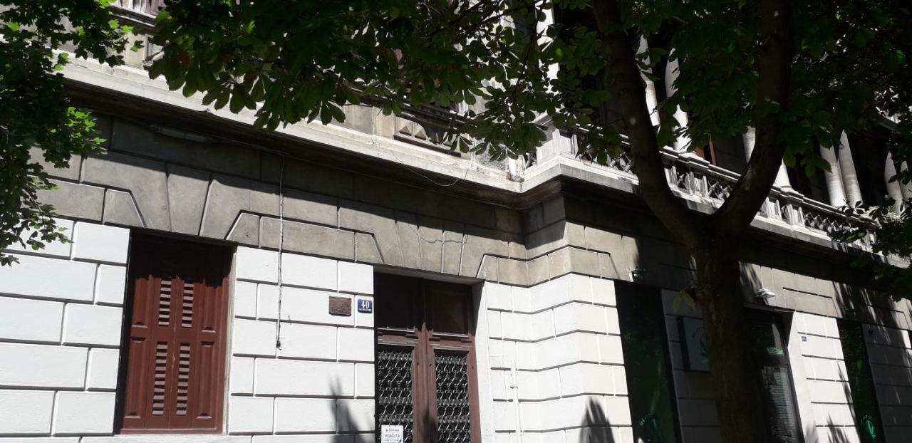 Centro Citta Teatro Hotell Trieste Exteriör bild